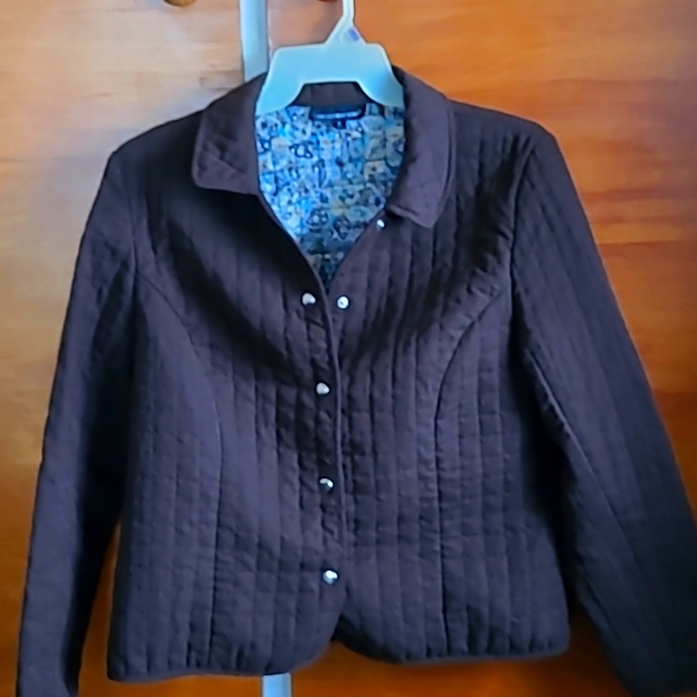 Women's snap front quilted blazer